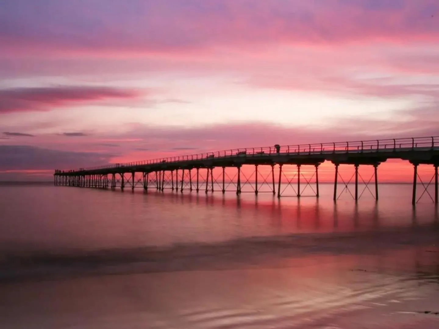 Captain'S Deck Beach Balcony Perfectlysaltburn United Kingdom